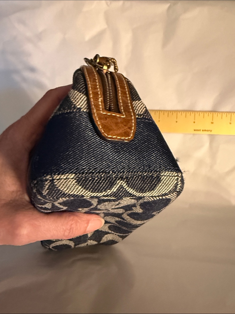 Coach anniversary striped denim blue and Ivory Signature Canvas Zip Pouch 40756 - Picture 10 of 16